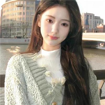 丑小鸭的天鹅湖
